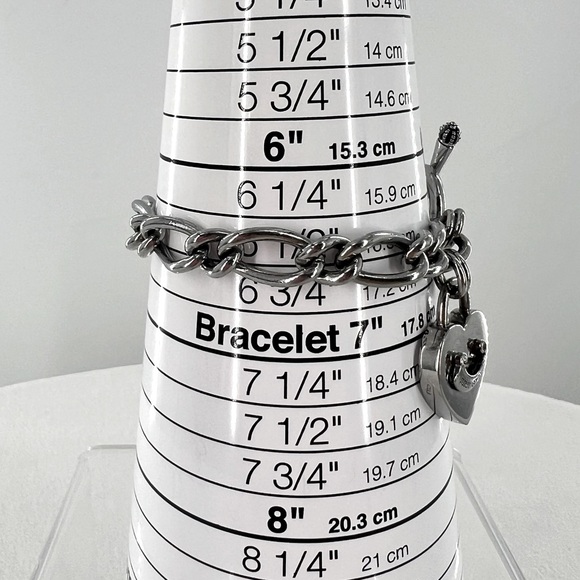 Juicy Couture Heart Bracelet - Picture 14 of 15